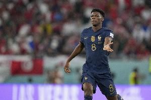 队报：琼阿梅尼可能因红牌被追加停赛，并缺席10月法国的两场比赛